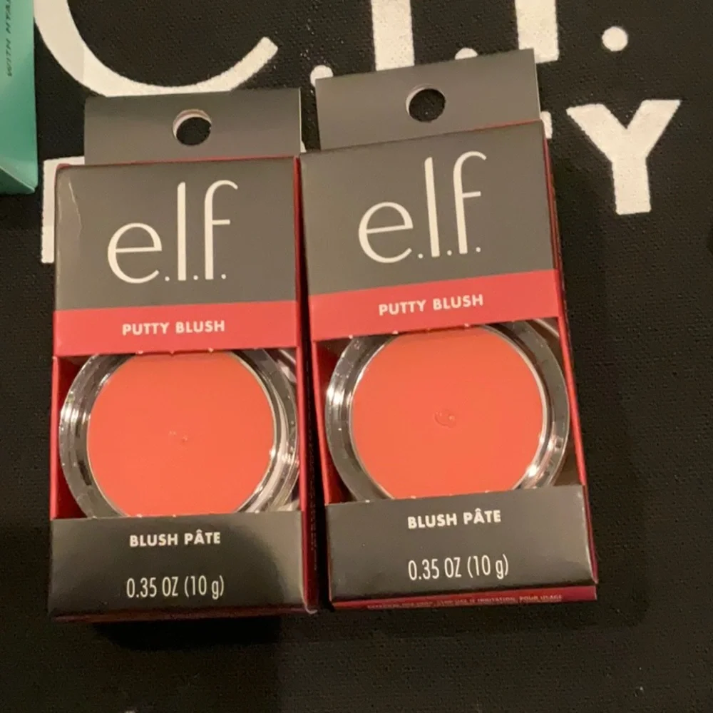 ELF beauty bundle - Picture 10 of 12